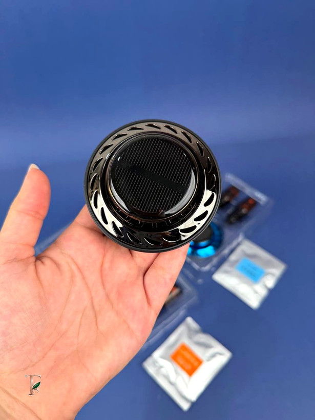 خوشبوکننده خورشیدی خودرو JIN GE مدل JG-009 اورجینال | پخش عطر چرخشی